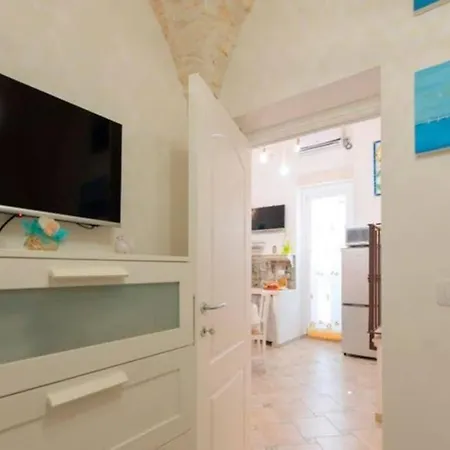 Le Alcove Del Leopardi Ostuni
